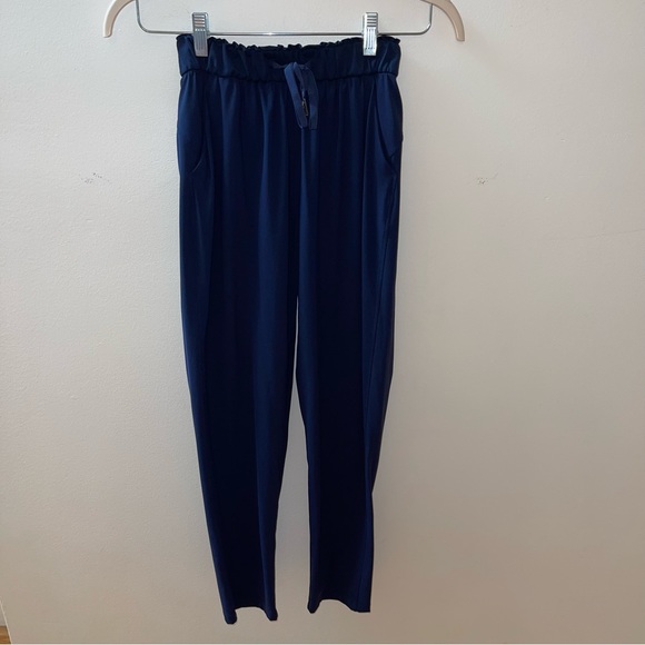 Lululemon Navy Stretch High-Rise Pant Size 2 - Picture 7 of 10